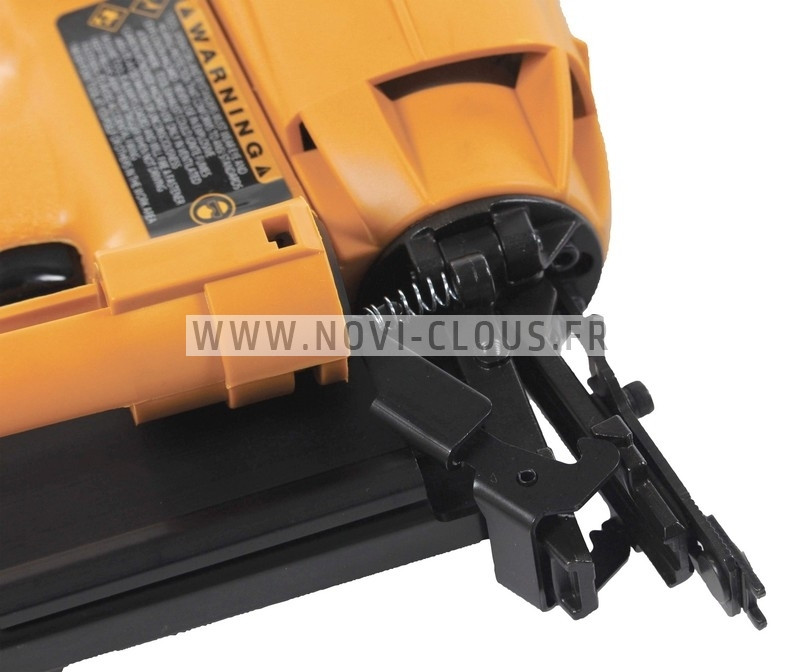LOT BOSTITCH CLOUEUR/agrafeuse SB2IN1 +COMPRESSEUR RC10SQ-E