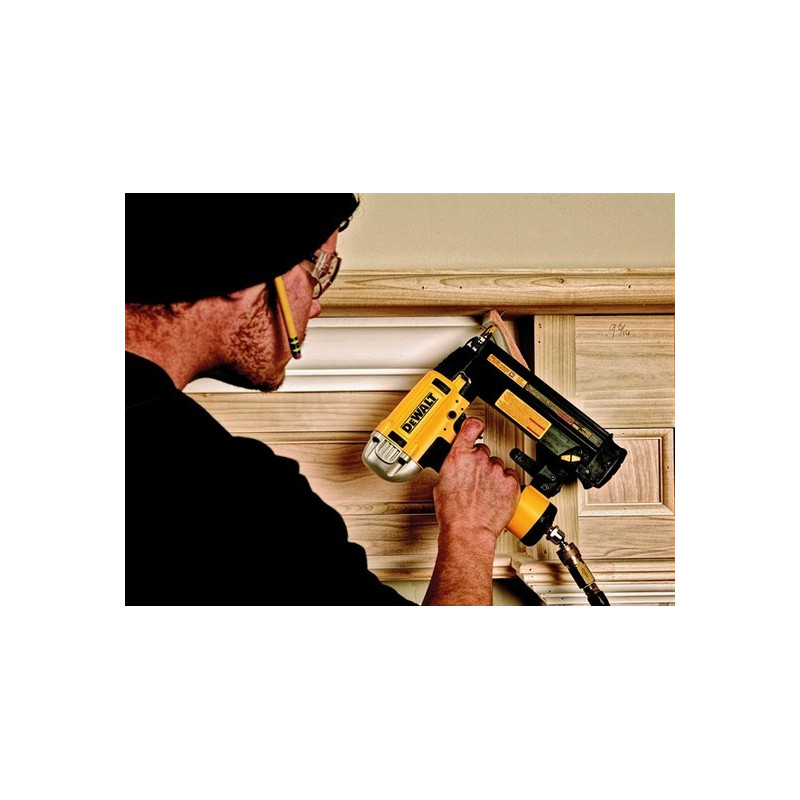 DEWALT DPN1850 CLOUEUR PNEUMATIQUE de FINITION 15-50mm