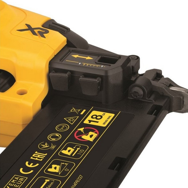 DEWALT DCN680D2 CLOUEUR BATTERIE FINITION 15-54 mm + 2 batteries 18V 2.0Ah